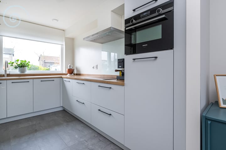 Photo 12 of Isaäc da Costastraat 41