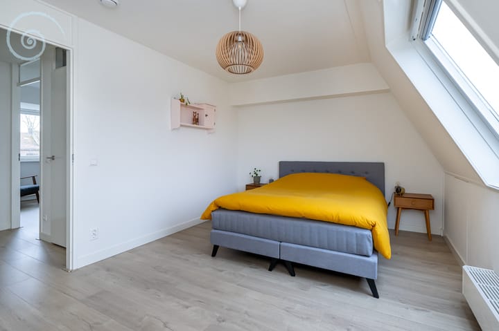 Photo 16 of Isaäc da Costastraat 41