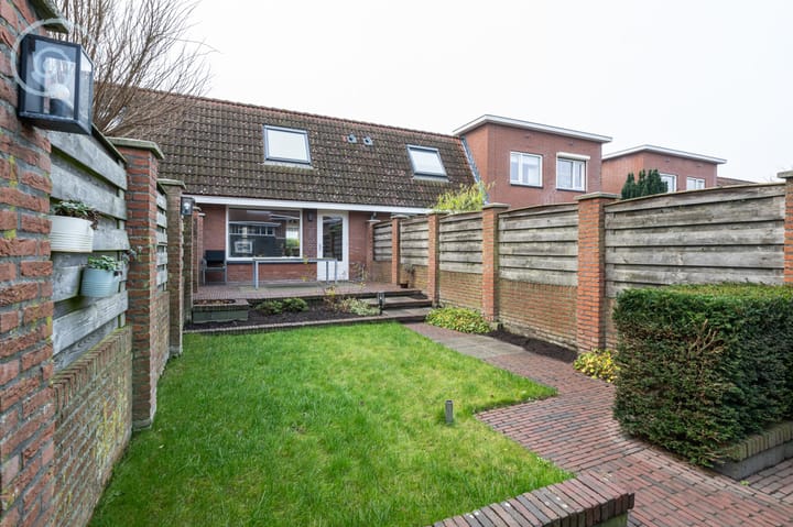 Photo 22 of Isaäc da Costastraat 41