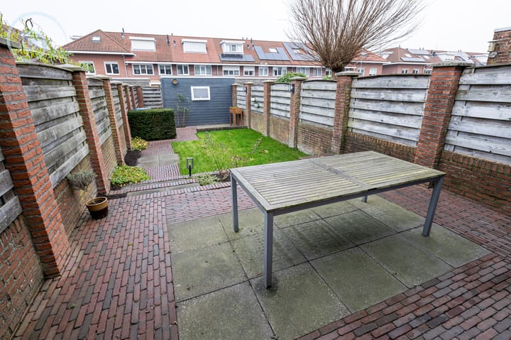 Photo 23 of Isaäc da Costastraat 41