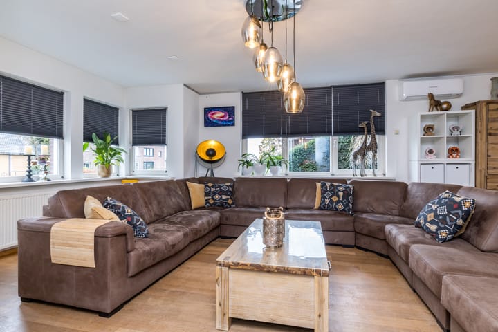 Photo 13 of Schoolstraat 26