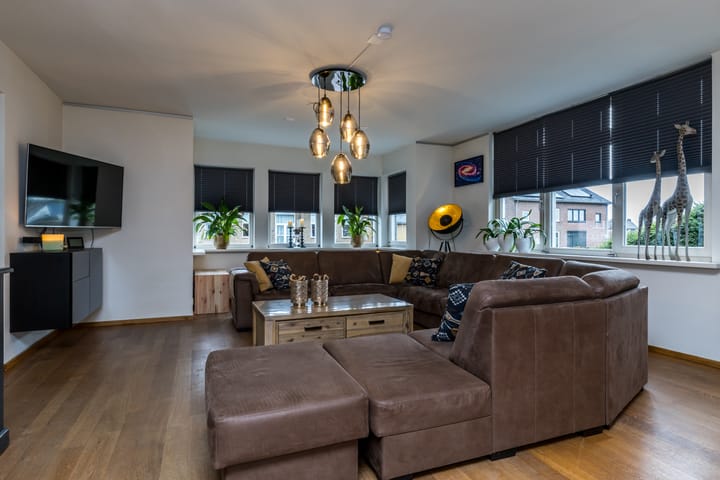 Photo 12 of Schoolstraat 26