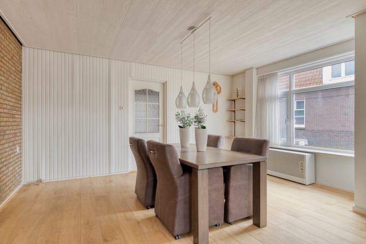 Photo 18 of Sluisstraat 88