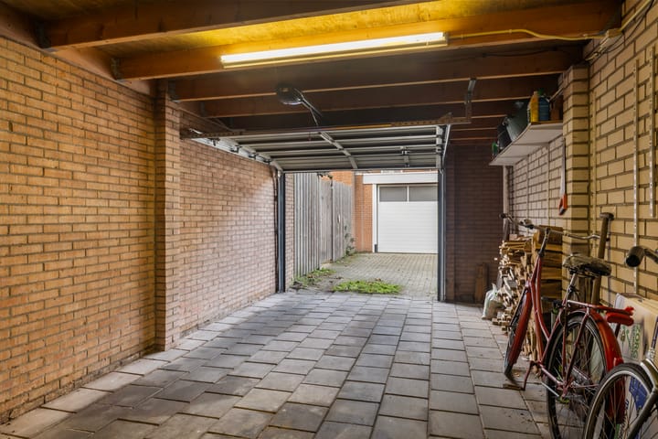 Photo 46 of Weverssingel 15