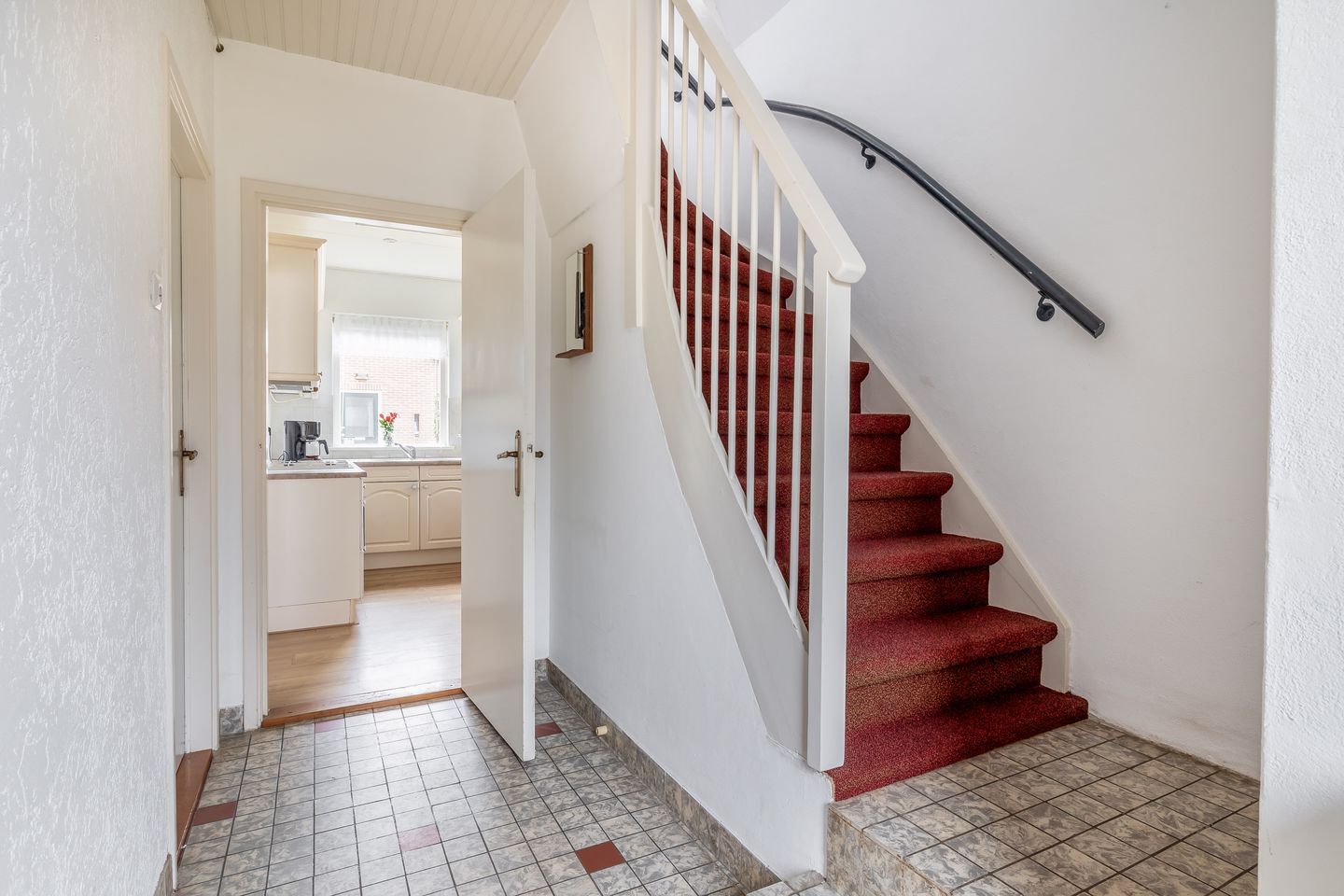 Photo 10 of Lieverseweg 6