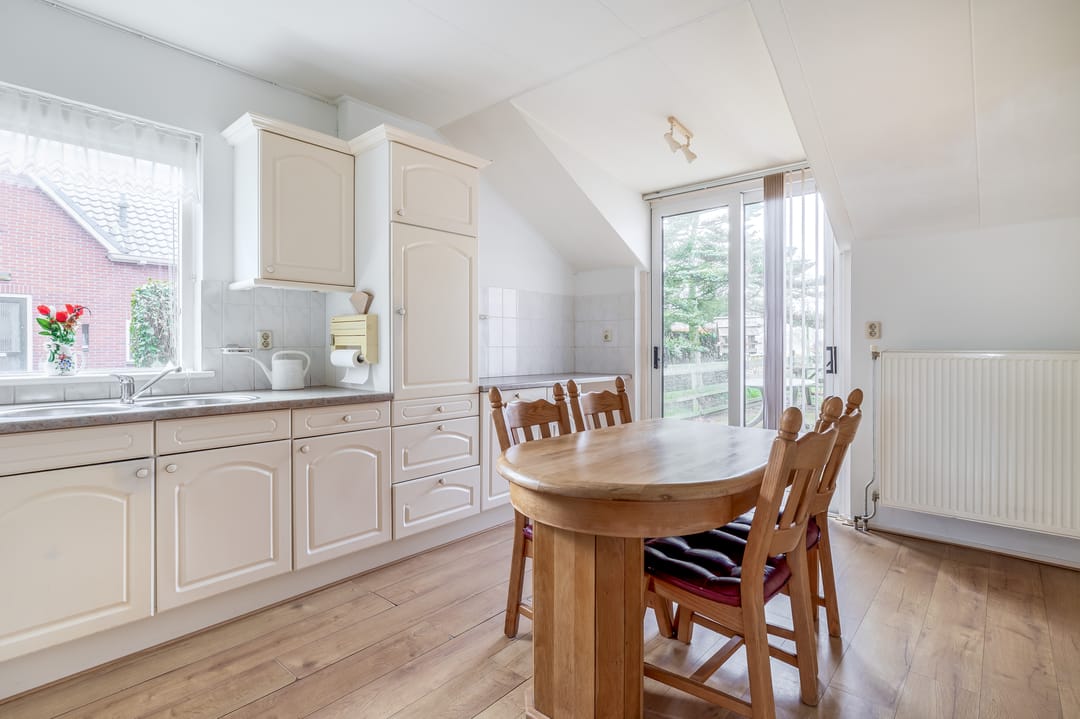 Photo 16 of Lieverseweg 6