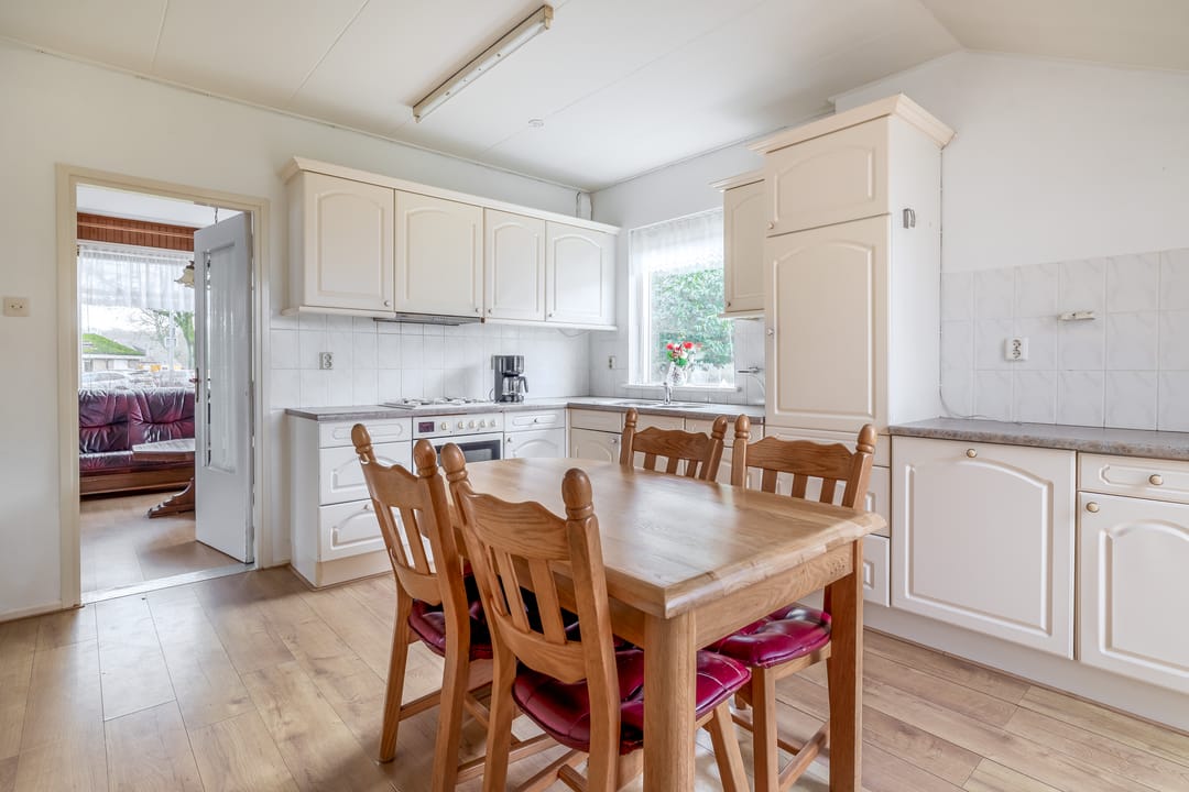 Photo 17 of Lieverseweg 6