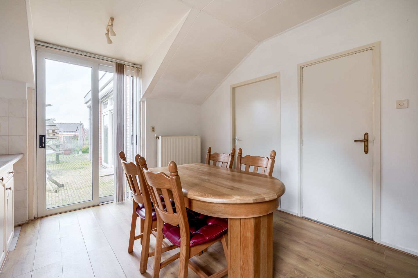 Photo 20 of Lieverseweg 6