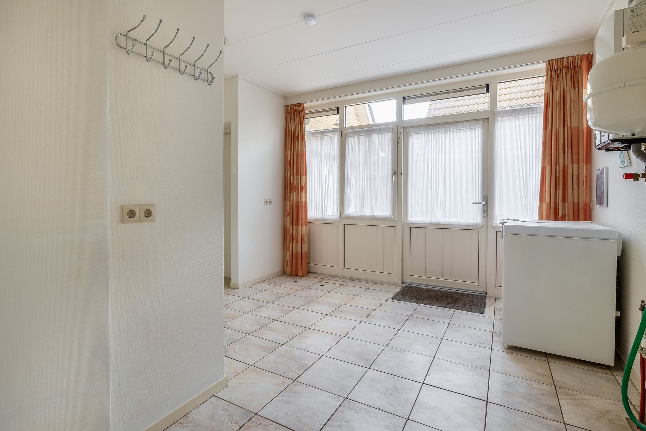 Photo 21 of Lieverseweg 6