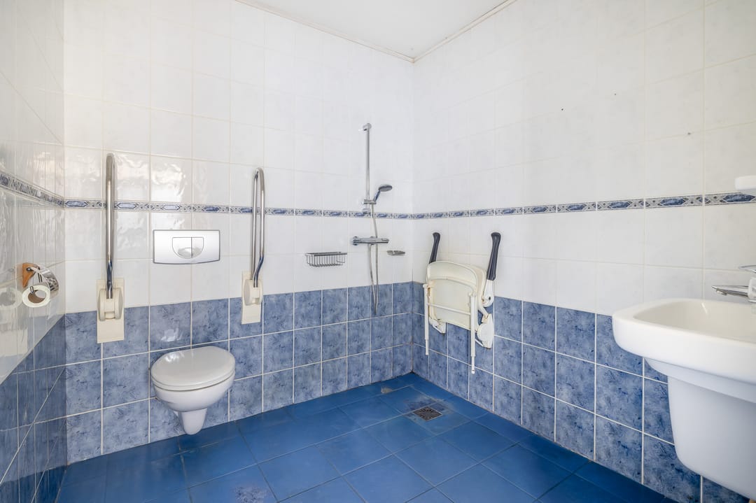 Photo 28 of Lieverseweg 6