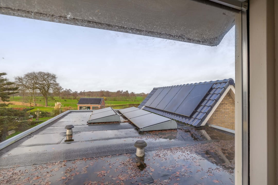 Photo 41 of Lieverseweg 6