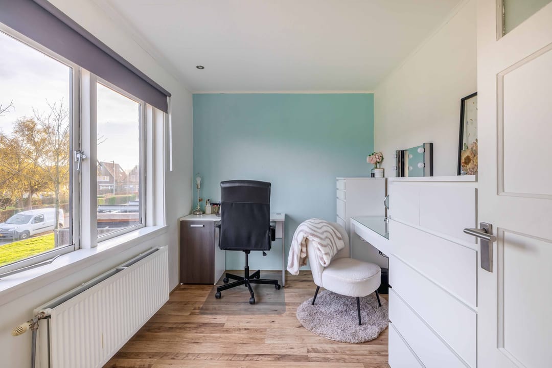 Foto 16 van Esdoornstraat 38