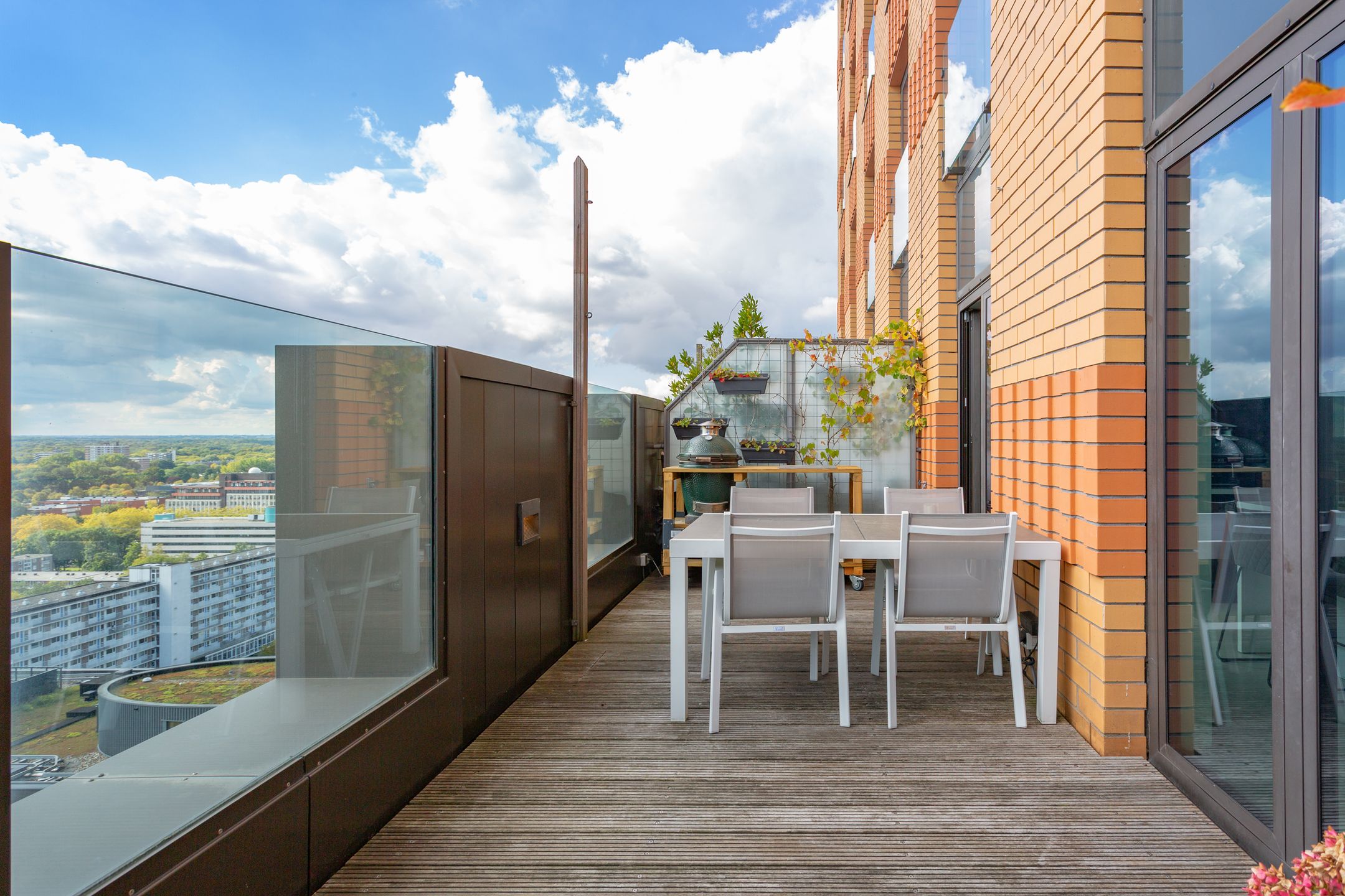 Foto 12 van Gustav Mahlerplein 249