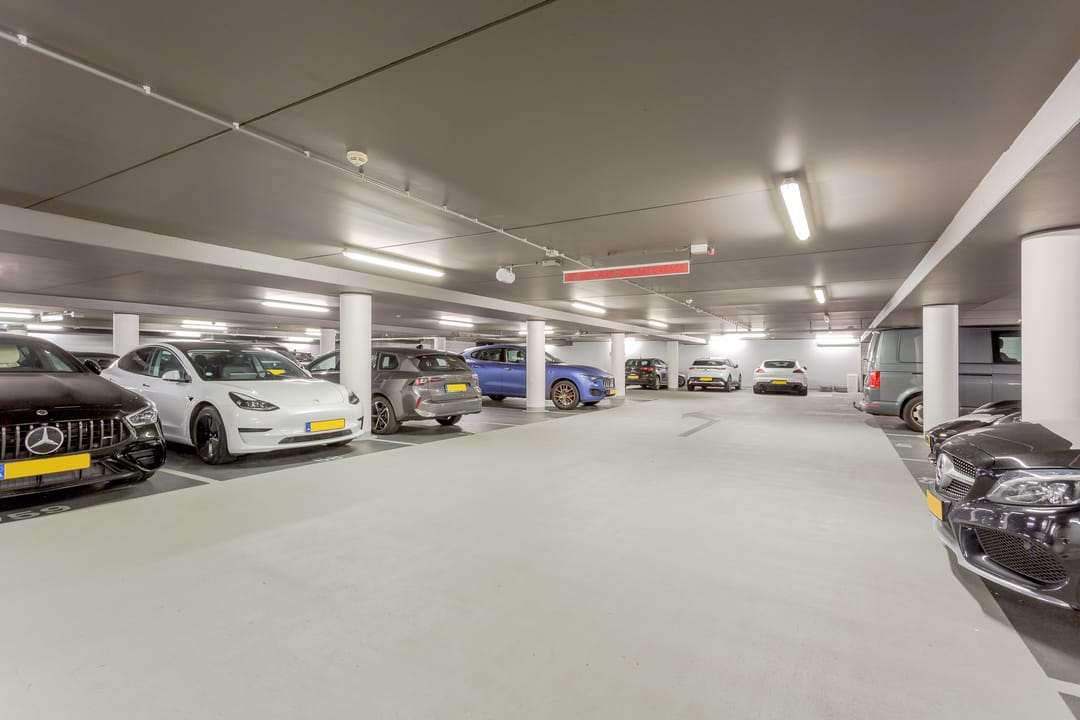 Foto 43 van Gustav Mahlerplein 249