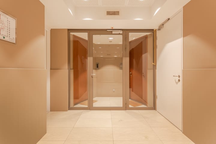 Foto 45 van Gustav Mahlerplein 249