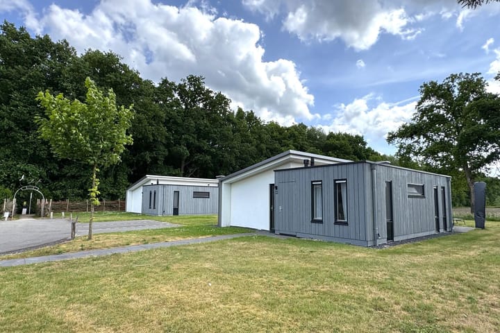 Photo 4 of Dwarsweg 73-A44