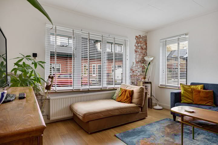 Foto 11 van Houwerzijlstraat 12