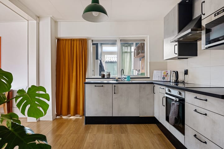 Foto 19 van Houwerzijlstraat 12