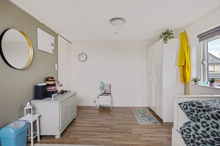 Foto 35 van Houwerzijlstraat 12