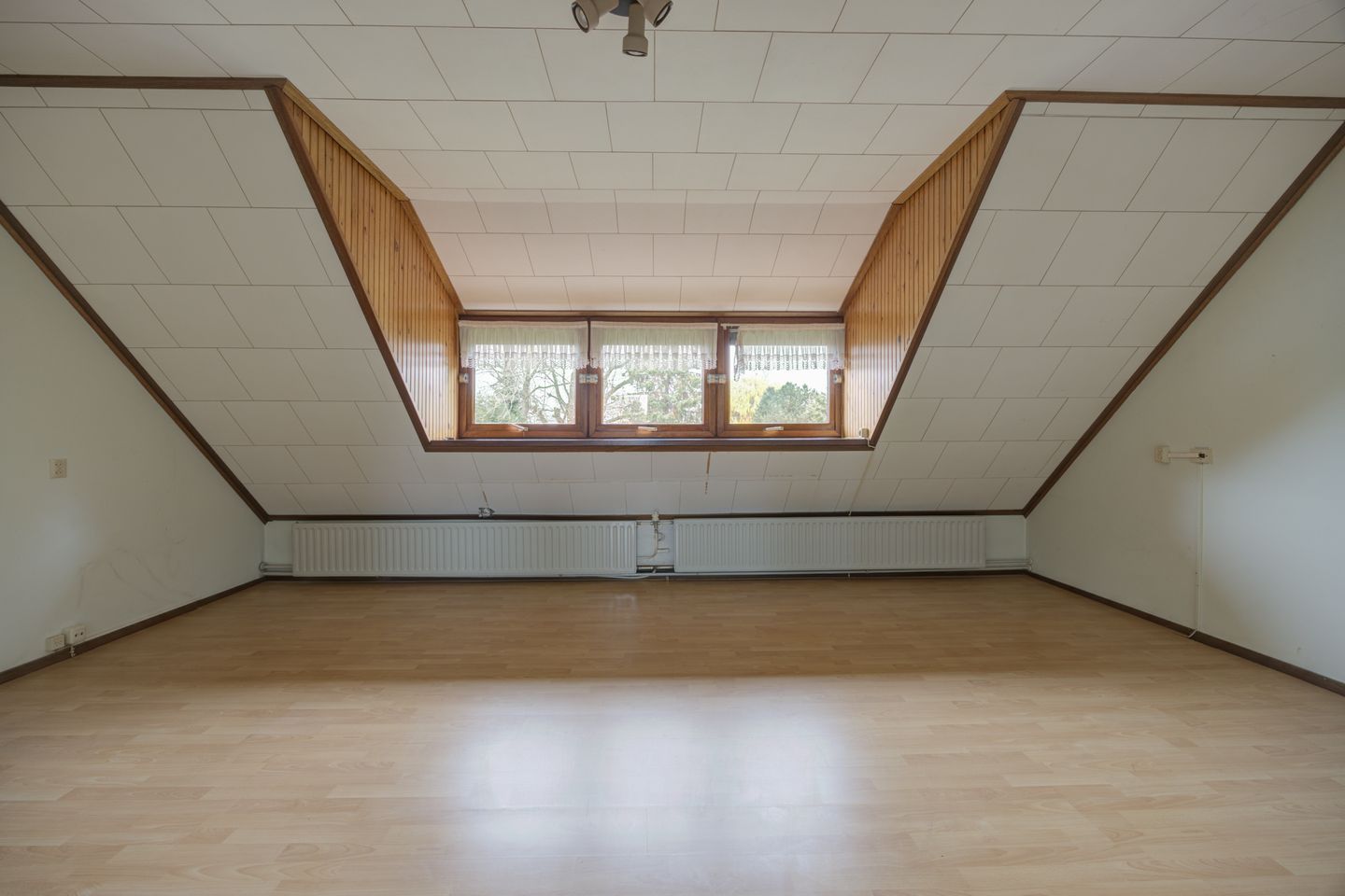 Photo 34 of Laagakker 62