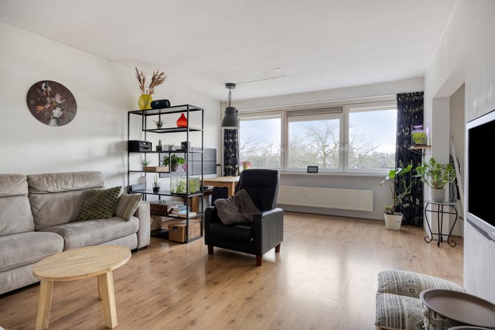 Foto 2 van Kruiskampsingel 247