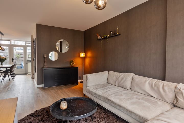 Foto 7 van Florastraat 4