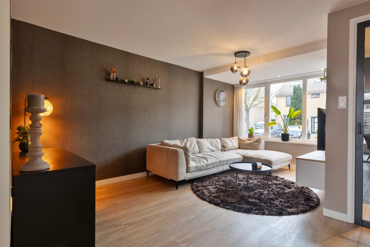 Foto 2 van Florastraat 4