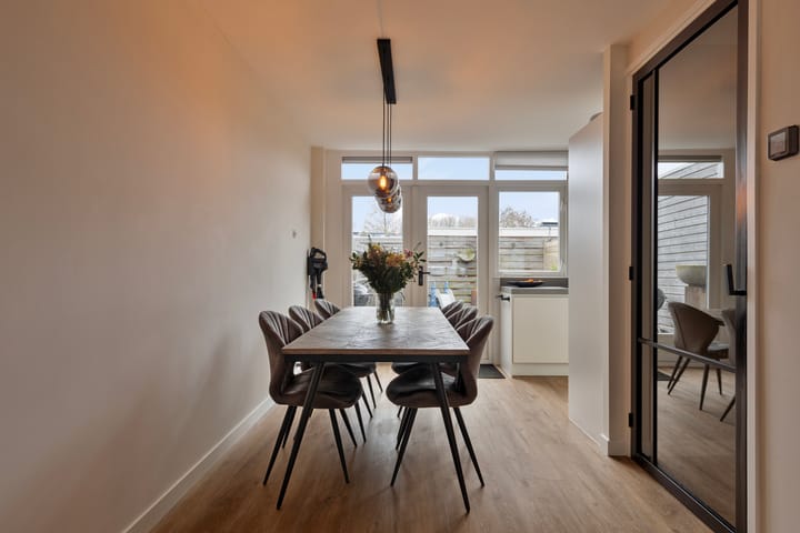 Foto 10 van Florastraat 4