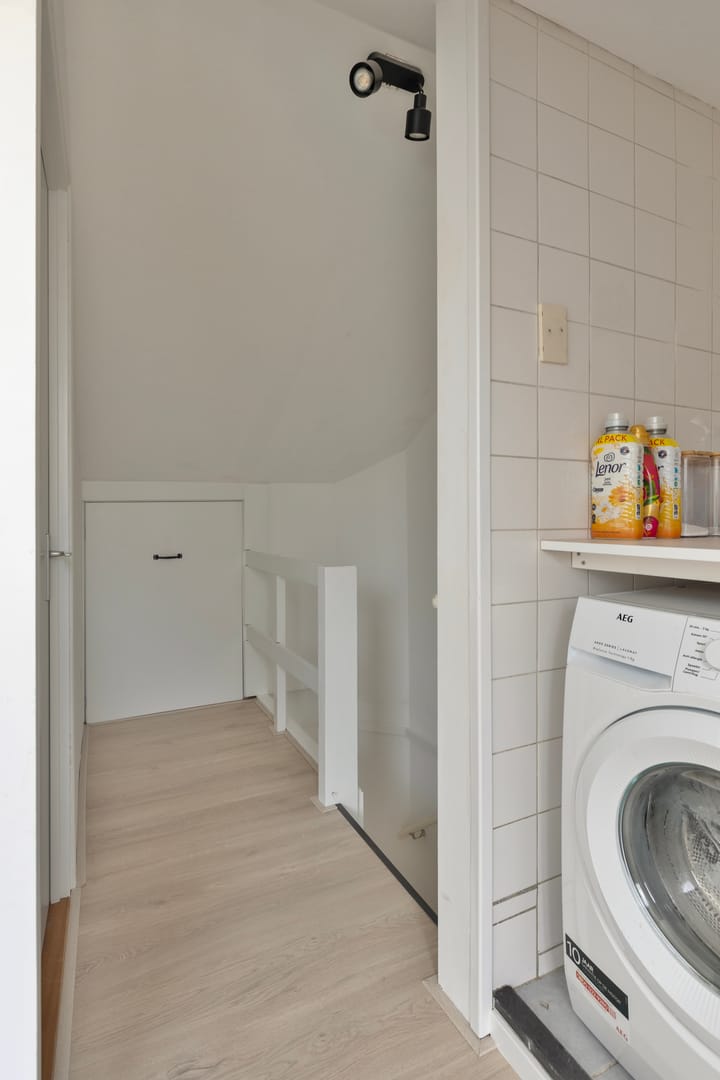 Foto 24 van Florastraat 4