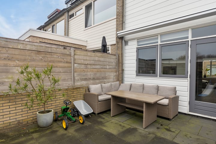 Foto 31 van Florastraat 4