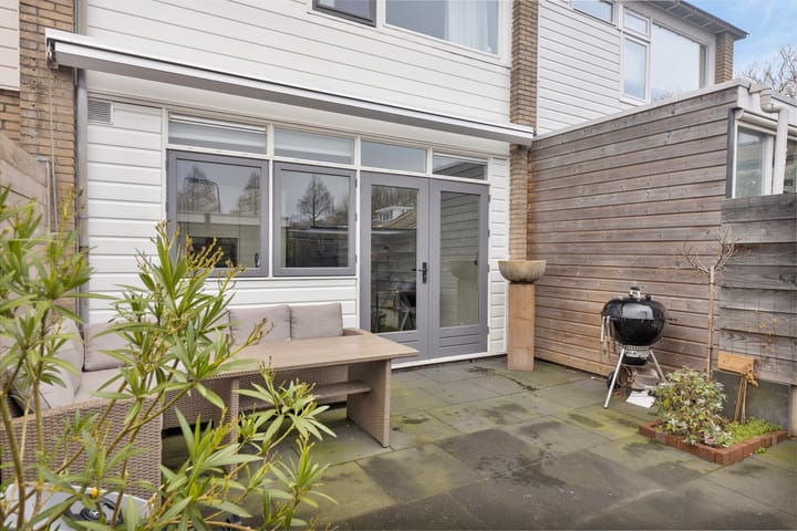 Foto 32 van Florastraat 4