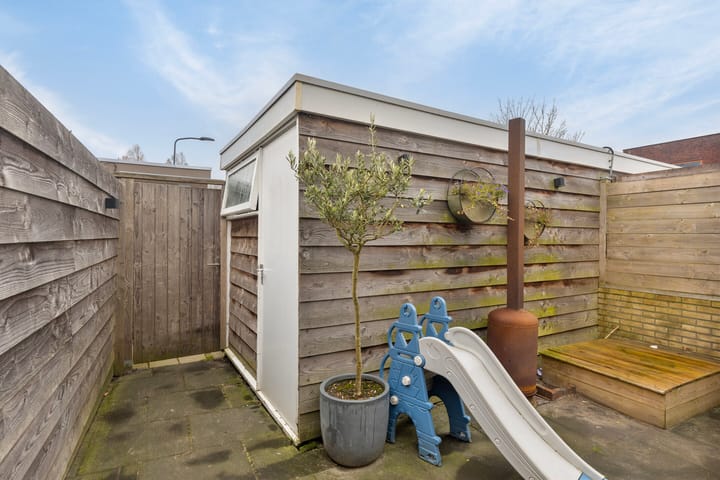 Foto 33 van Florastraat 4