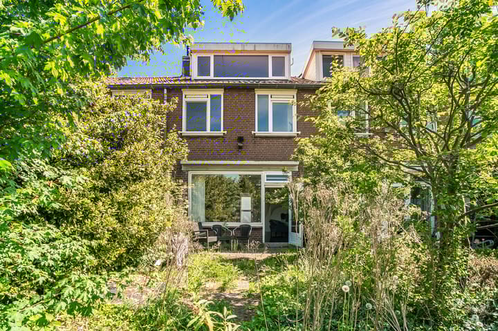 Photo 14 of Pisuissehof 12