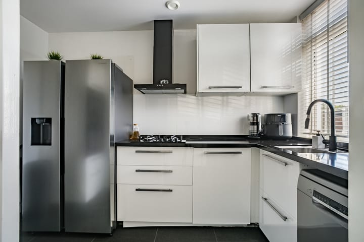 Photo 16 of Pisuissehof 12