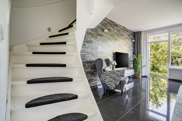 Photo 22 of Pisuissehof 12