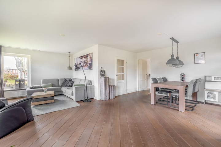 Foto 9 van Levimaat 2