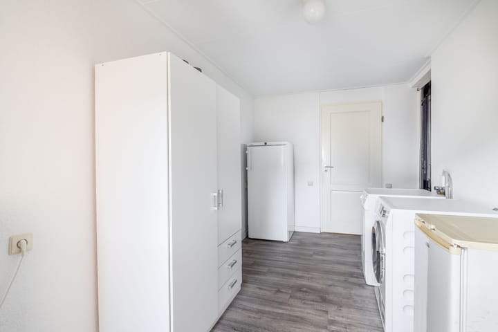 Foto 17 van Levimaat 2