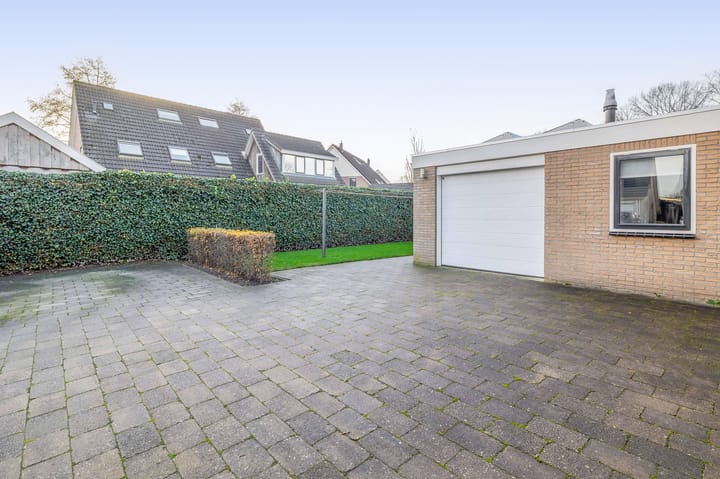 Foto 42 van Levimaat 2