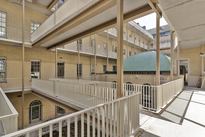 Photo 33 of Leo Lashleylaan 44-C