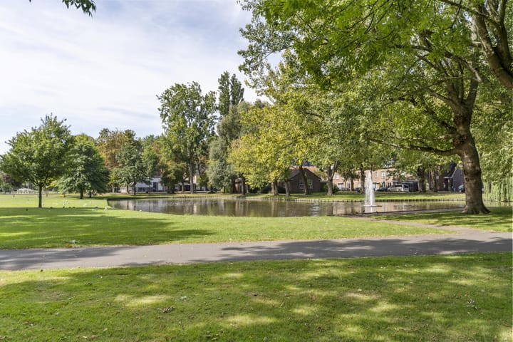 Photo 36 of Leo Lashleylaan 44-C