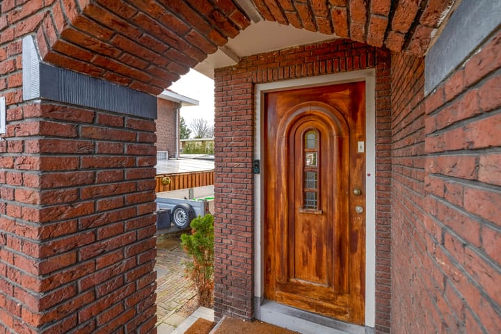 Foto 14 van De Mussetstraat 11