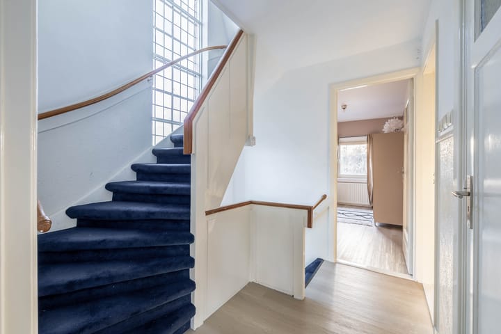 Foto 38 van De Mussetstraat 11