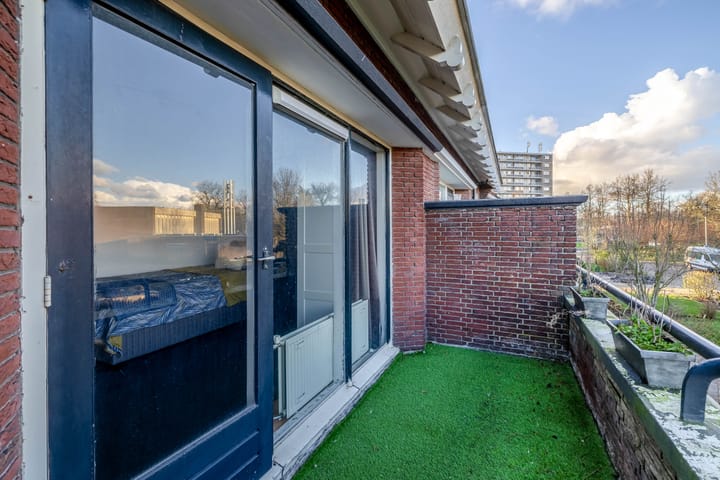 Foto 52 van De Mussetstraat 11