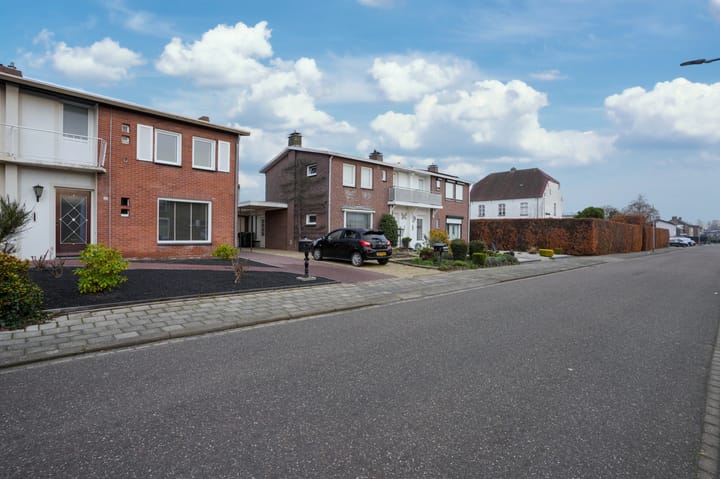 Photo 28 of Molenlaan 21