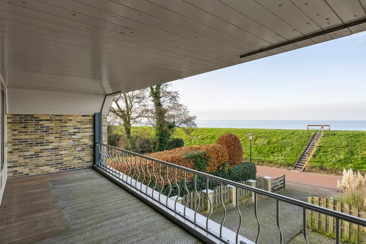 Foto 19 van Buren 18