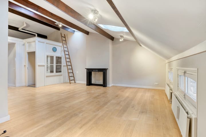 Photo 6 of Javastraat 142-B