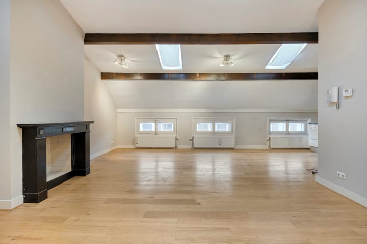 Photo 8 of Javastraat 142-B