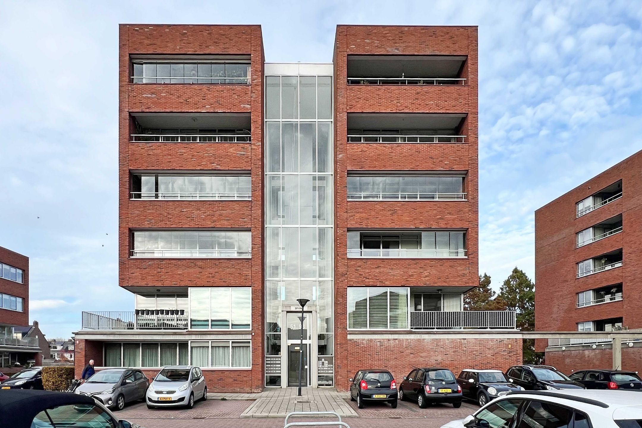 Buying a house in The Netherlands., Van Naeldwijcklaan 53