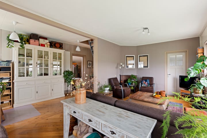 Foto 9 van Laanweg 6