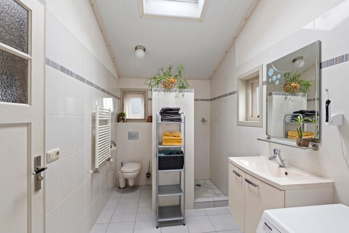 Foto 14 van Laanweg 6